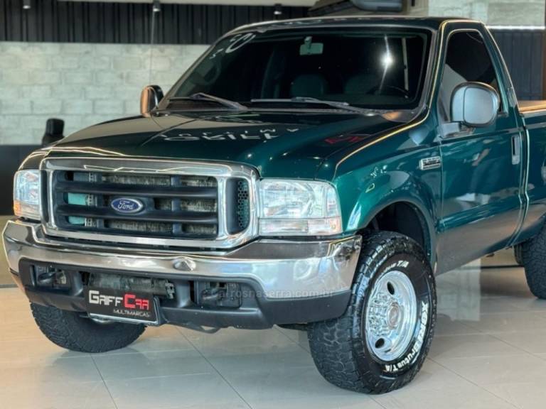 FORD - F-250 - 2000/2000 - Verde - R$ 156.900,00