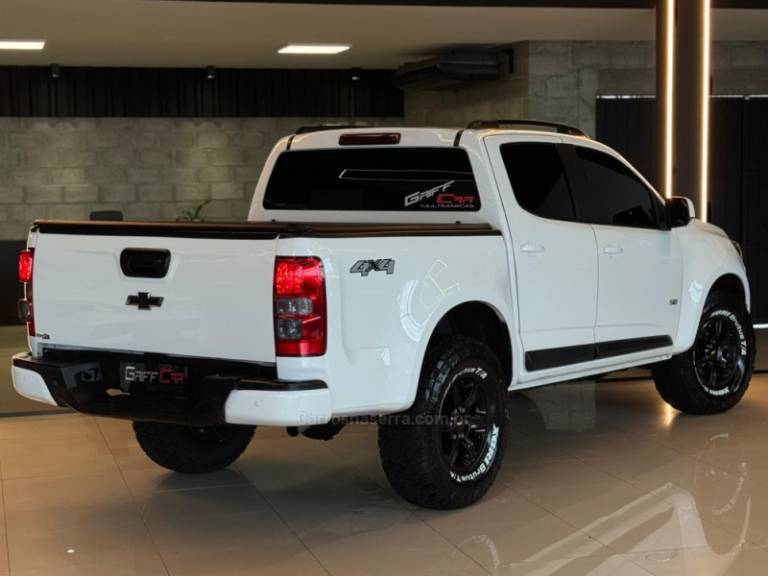 CHEVROLET - S10 - 2017/2018 - Branca - R$ 126.900,00