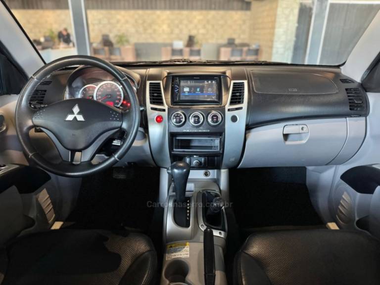 MITSUBISHI - L200 TRITON - 2010/2010 - Preta - R$ 99.900,00