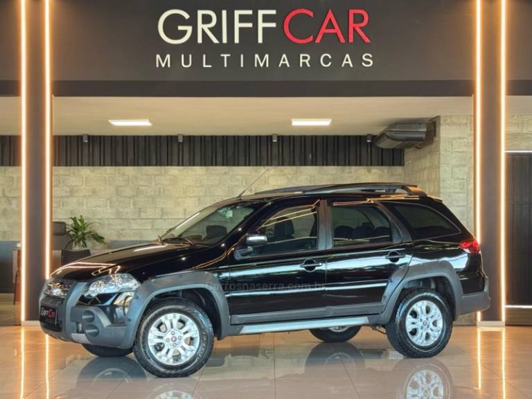 FIAT - PALIO - 2011/2012 - Preta - R$ 44.900,00