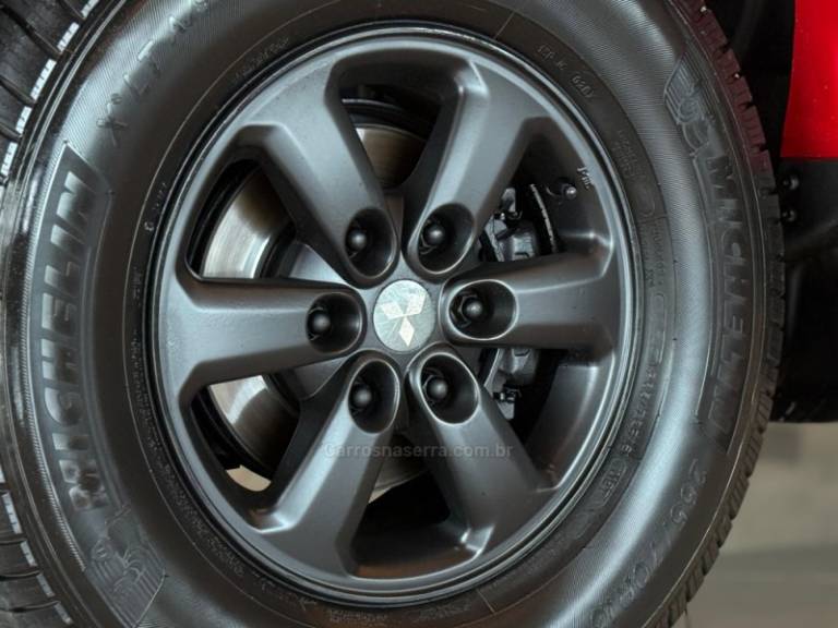 MITSUBISHI - L200 TRITON - 2012/2012 - Vermelha - R$ 109.900,00