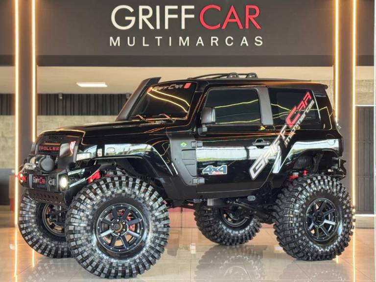 TROLLER - T4 - 2014/2015 - Preta - R$ 239.900,00
