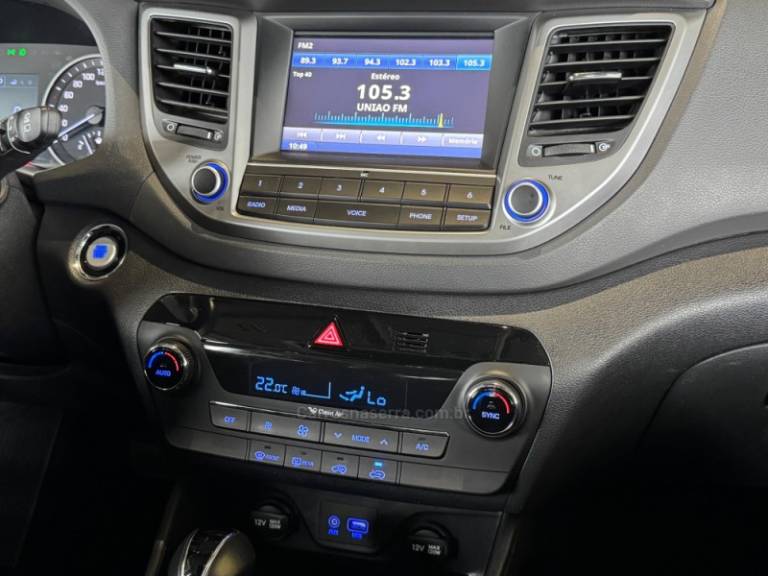 HYUNDAI - TUCSON - 2021/2022 - Cinza - R$ 129.900,00