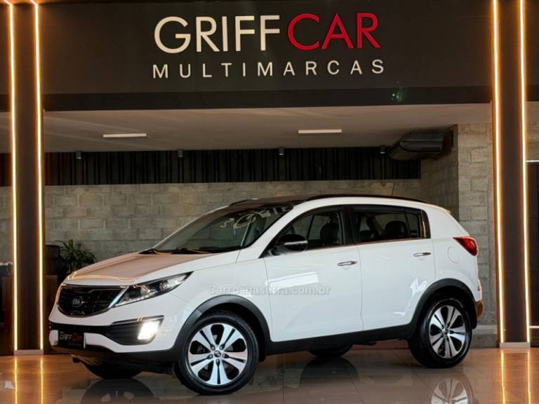 KIA MOTORS - SPORTAGE - 2013/2014 - Branca - R$ 87.900,00