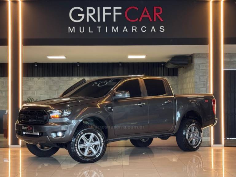 FORD - RANGER - 2021/2022 - Cinza - R$ 164.900,00