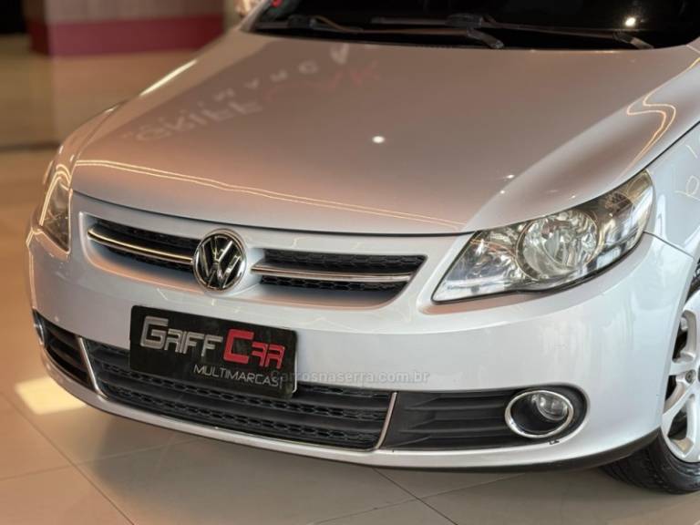VOLKSWAGEN - GOL - 2010/2011 - Prata - R$ 36.900,00
