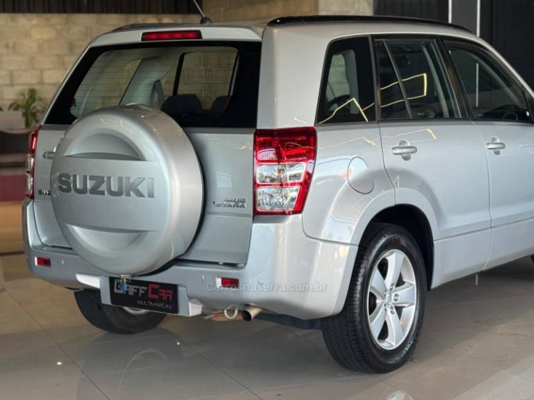 SUZUKI - GRAND VITARA - 2011/2012 - Prata - R$ 54.900,00