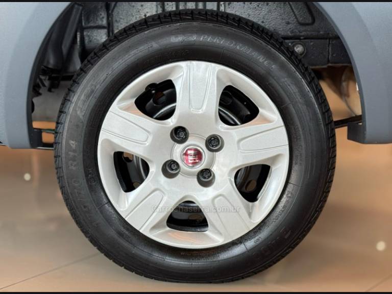 FIAT - STRADA - 2015/2015 - Branca - R$ 52.900,00