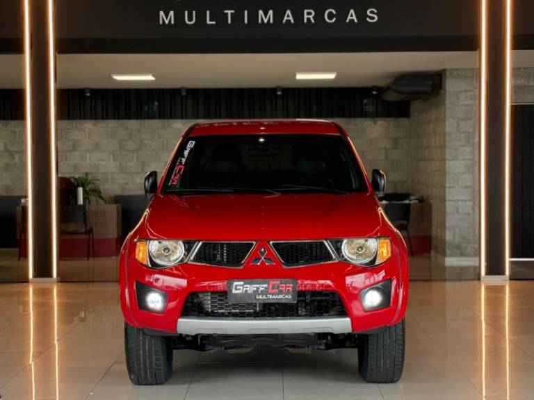MITSUBISHI - L200 TRITON - 2012/2012 - Vermelha - R$ 109.900,00
