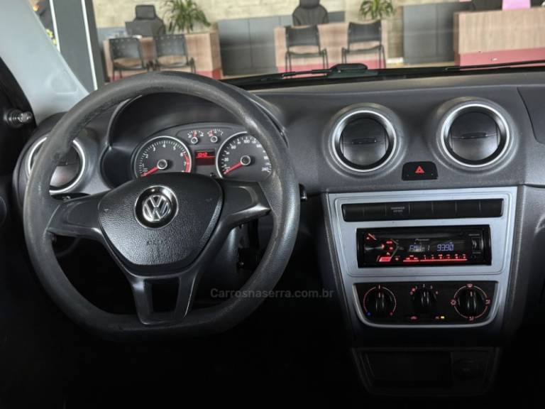 VOLKSWAGEN - SAVEIRO - 2016/2017 - Branca - R$ 51.900,00