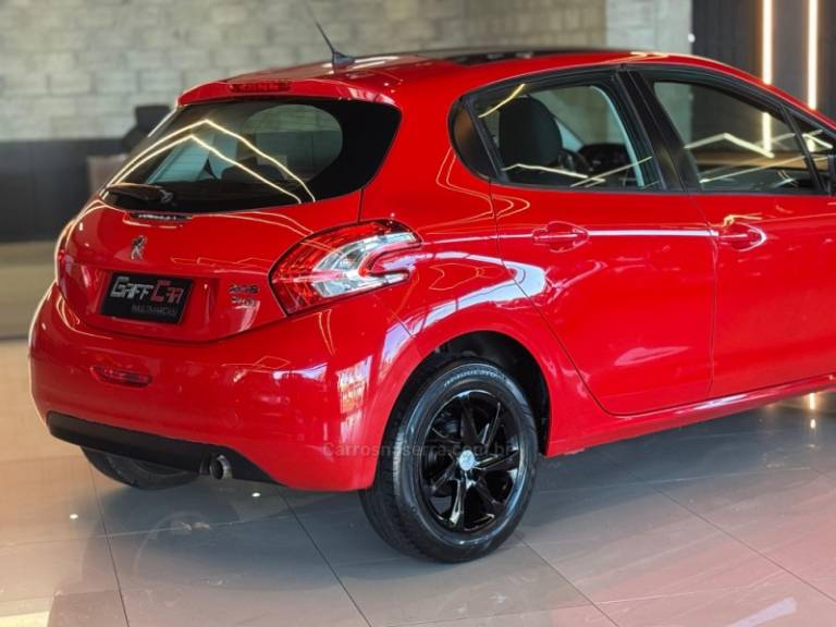 PEUGEOT - 208 - 2014/2015 - Vermelha - R$ 45.900,00