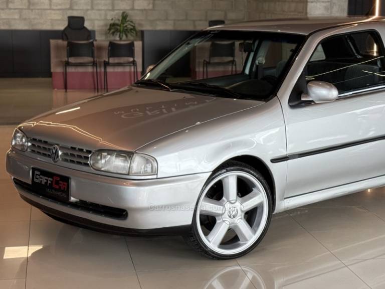 VOLKSWAGEN - GOL - 1996/1996 - Prata - R$ 27.900,00