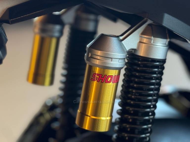 HONDA - ADV 150 - 2023/2024 - Vermelha - R$ 23.900,00