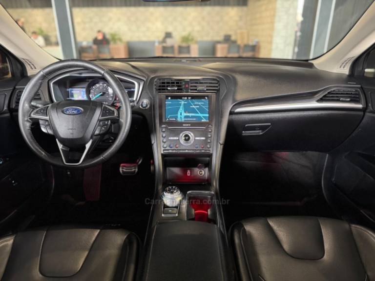 FORD - FUSION - 2018/2018 - Branca - R$ 89.900,00