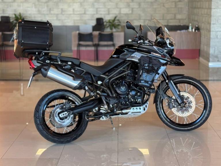 TRIUMPH - TIGER 800 XCX - 2016/2017 - Preta - R$ 49.900,00