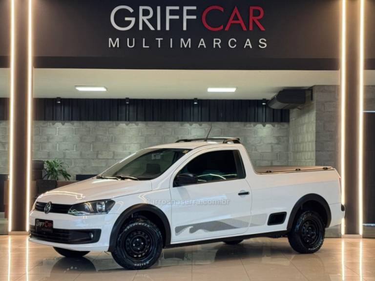 VOLKSWAGEN - SAVEIRO - 2014/2015 - Branca - R$ 49.900,00