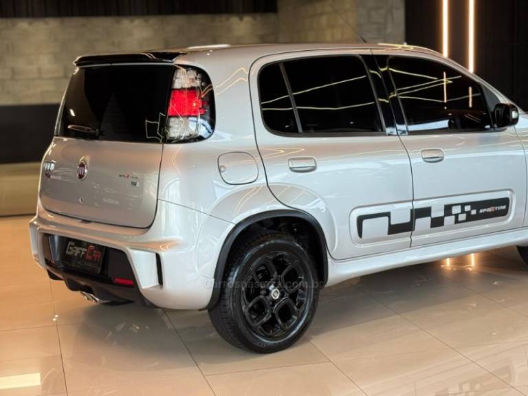 FIAT - UNO - 2014/2015 - Prata - R$ 44.900,00