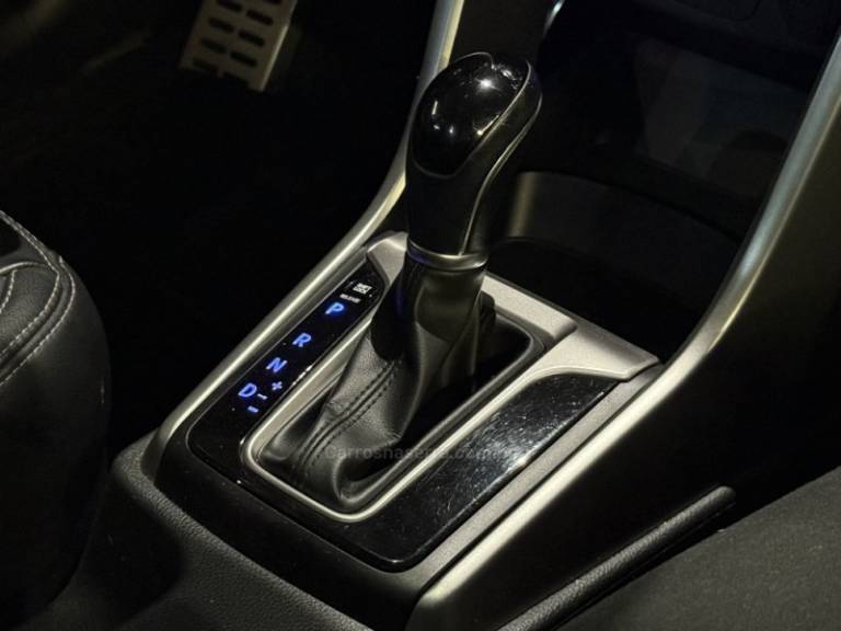 HYUNDAI - I30 - 2015/2016 - Prata - R$ 91.900,00