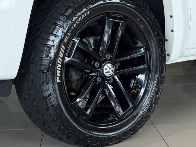 VOLKSWAGEN - AMAROK - 2015/2015 - Branca - R$ 114.900,00