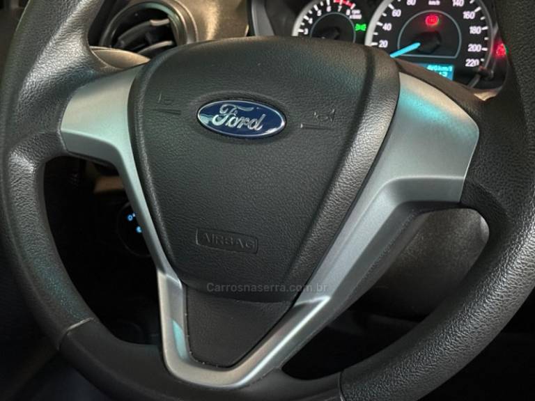 FORD - KA - 2019/2020 - Branca - R$ 54.900,00