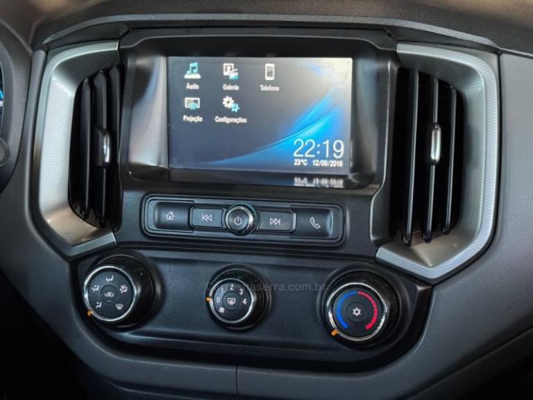 CHEVROLET - S10 - 2016/2017 - Vermelha - R$ 129.900,00