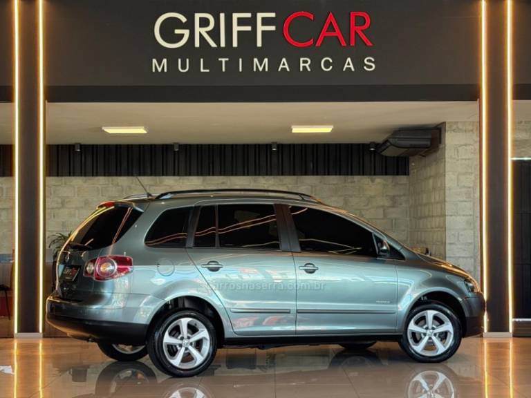 VOLKSWAGEN - SPACEFOX - 2009/2010 - Cinza - R$ 38.900,00