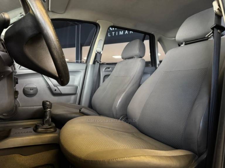 VOLKSWAGEN - GOL - 2008/2008 - Cinza - R$ 24.900,00