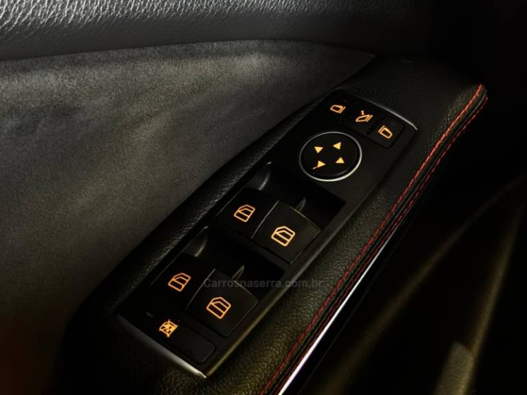 MERCEDES-BENZ - A 250 - 2014/2014 - Branca - R$ 109.900,00