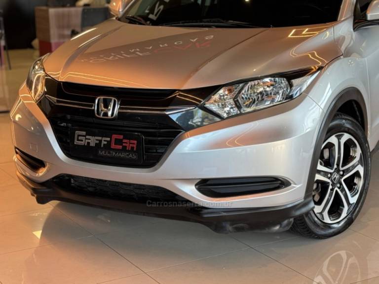 HONDA - HR-V - 2015/2016 - Prata - R$ 85.900,00