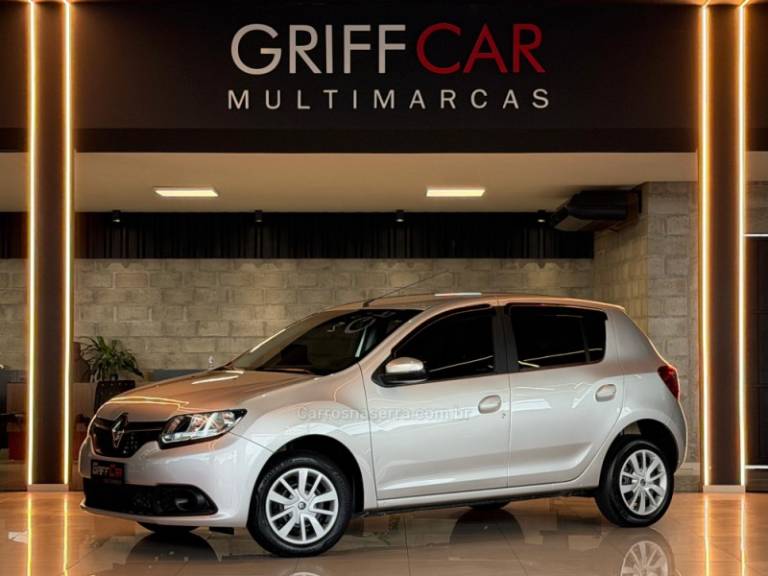 RENAULT - SANDERO - 2015/2016 - Prata - R$ 42.900,00