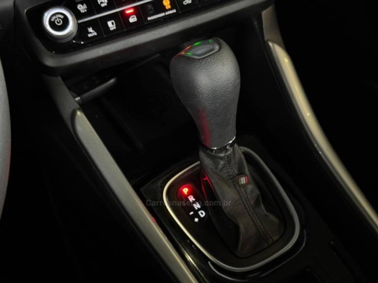 FIAT - FASTBACK - 2022/2023 - Cinza - R$ 116.900,00