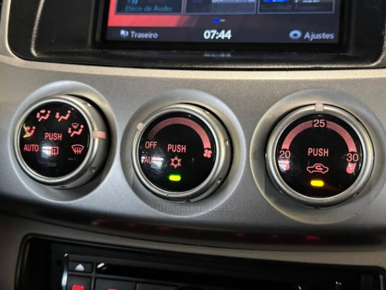 MITSUBISHI - L200 TRITON - 2014/2015 - Branca - R$ 139.900,00