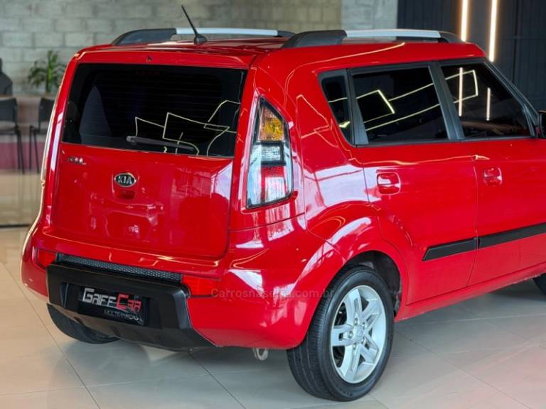 KIA MOTORS - SOUL - 2009/2010 - Vermelha - R$ 44.900,00