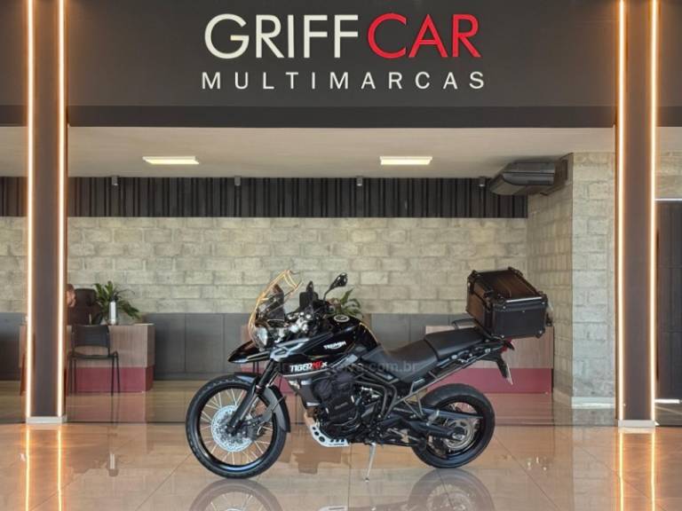 TRIUMPH - TIGER 800 XCX - 2016/2017 - Preta - R$ 49.900,00
