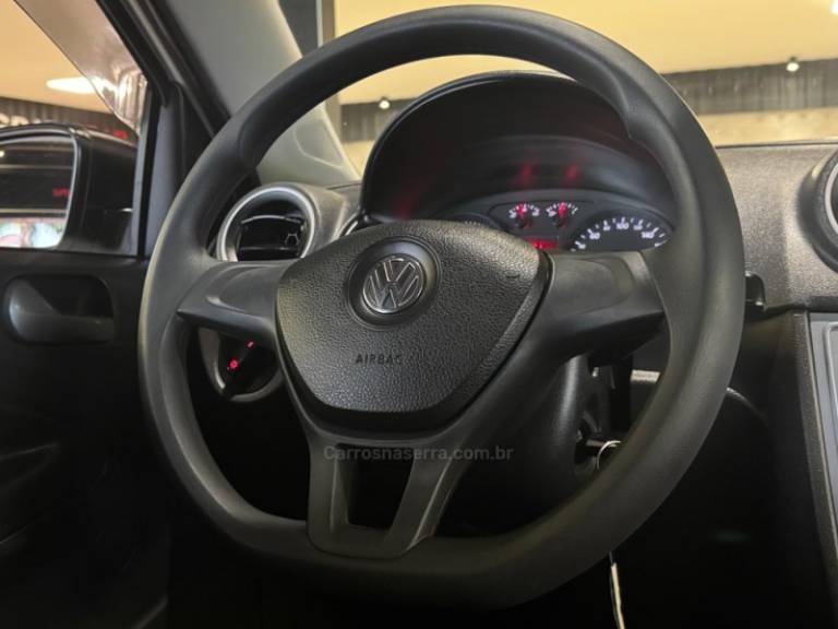 VOLKSWAGEN - SAVEIRO - 2019/2019 - Branca - R$ 59.900,00