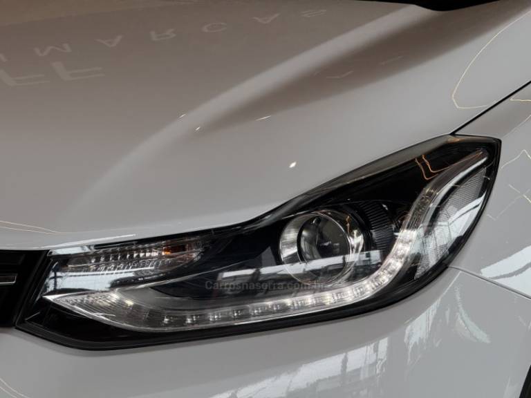 CHEVROLET - TRACKER - 2018/2018 - Branca - R$ 89.900,00