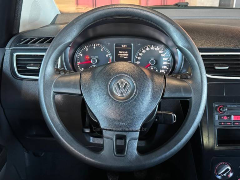 VOLKSWAGEN - SPACEFOX - 2012/2013 - Branca - R$ 43.900,00