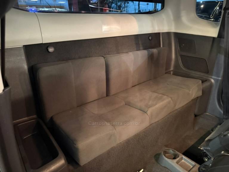 VOLKSWAGEN - SAVEIRO - 2013/2014 - Vermelha - R$ 55.900,00