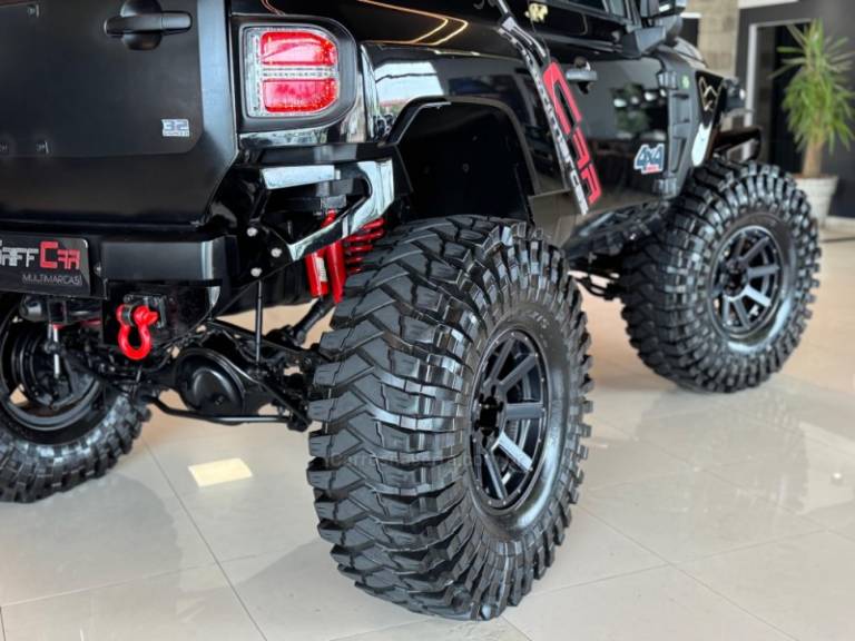 TROLLER - T4 - 2014/2015 - Preta - R$ 239.900,00