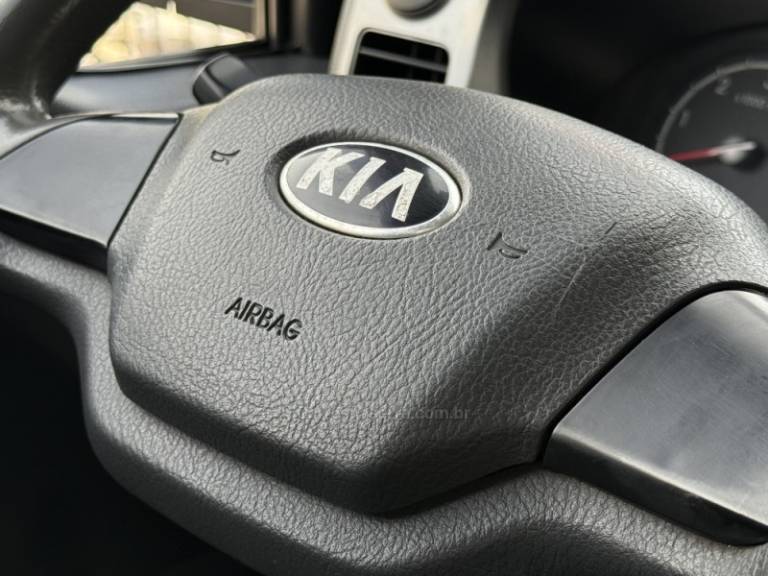 KIA MOTORS - BONGO - 2014/2015 - Branca - Sob Consulta