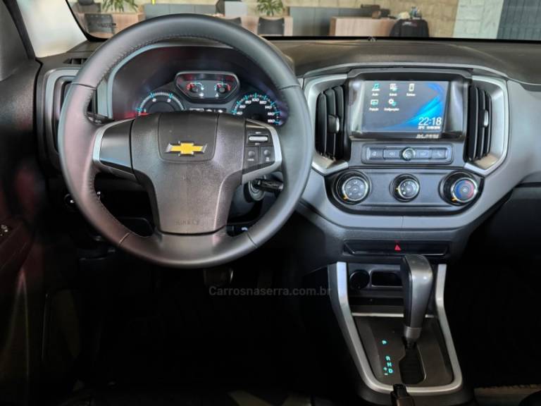 CHEVROLET - S10 - 2016/2017 - Vermelha - R$ 129.900,00