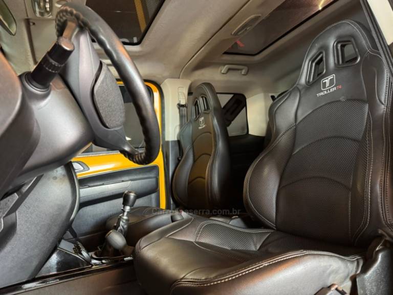 TROLLER - T4 BOLD - 2016/2017 - Amarela - R$ 269.900,00