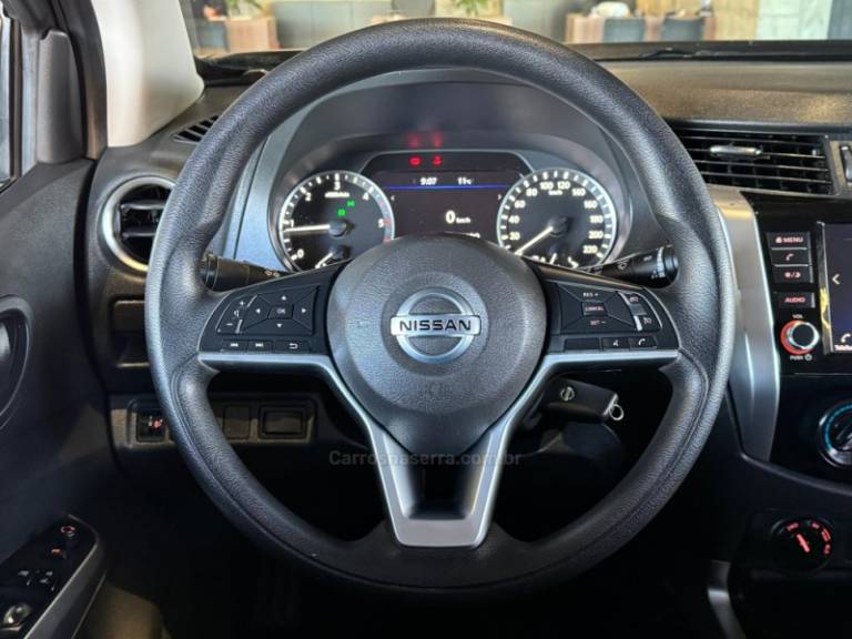 NISSAN - FRONTIER - 2022/2023 - Preta - R$ 183.900,00