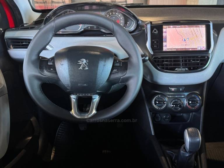 PEUGEOT - 208 - 2014/2015 - Vermelha - R$ 45.900,00