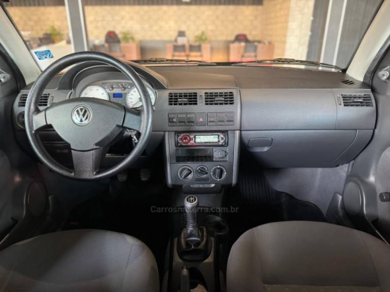 VOLKSWAGEN - GOL - 2003/2003 - Prata - R$ 39.900,00