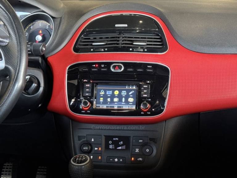 FIAT - PUNTO - 2014/2014 - Vermelha - R$ 89.900,00