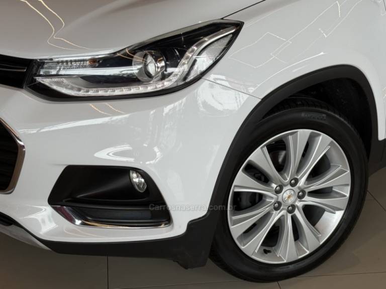 CHEVROLET - TRACKER - 2018/2018 - Branca - R$ 89.900,00