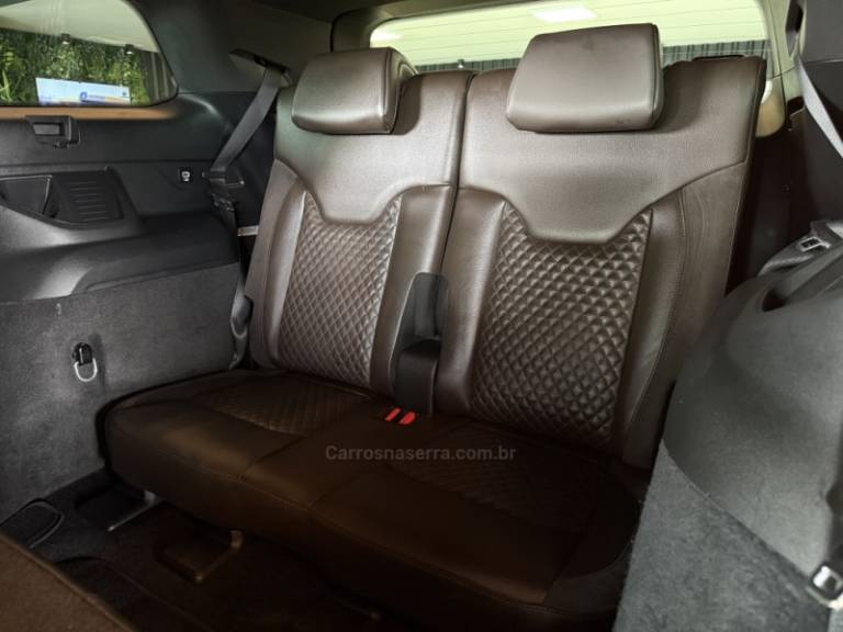 JEEP - COMMANDER - 2023/2023 - Cinza - R$ 179.900,00