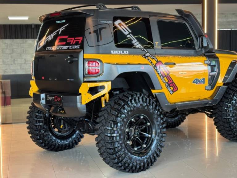 TROLLER - T4 BOLD - 2016/2017 - Amarela - R$ 269.900,00