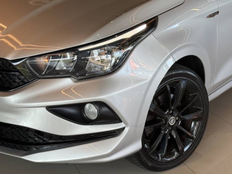 FIAT - CRONOS - 2020/2020 - Prata - Sob Consulta